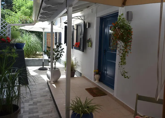 Loula's Perama (Corfu)